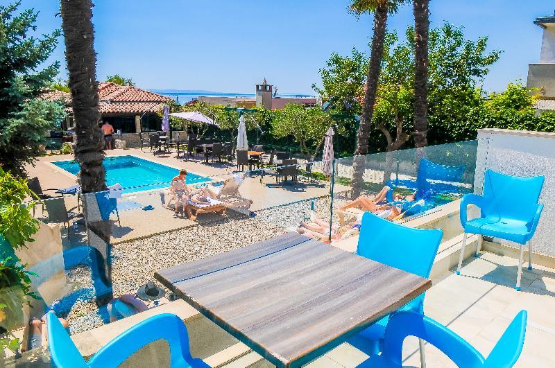Beach Villa Bb Podstrana Exterior photo